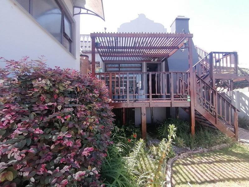 5 Bedroom Property for Sale in Fraaiuitsig Western Cape